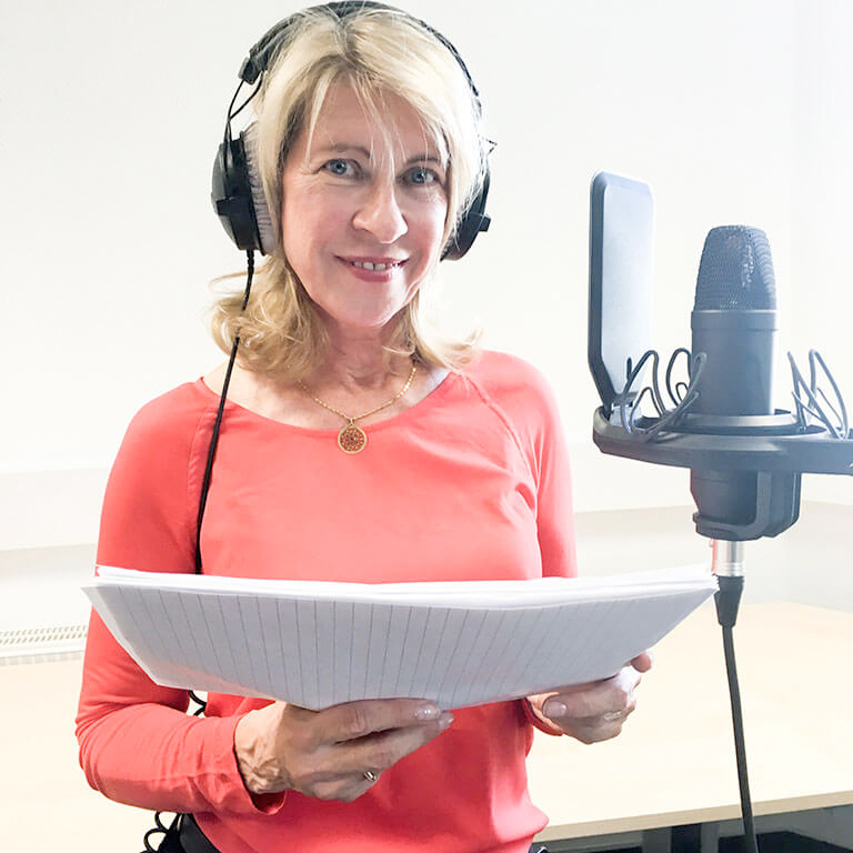 Dr. med Sabine Schonert-Hirz sendet nun Ihren Podcast unter dem Motto: Liebe Deinen Stress!